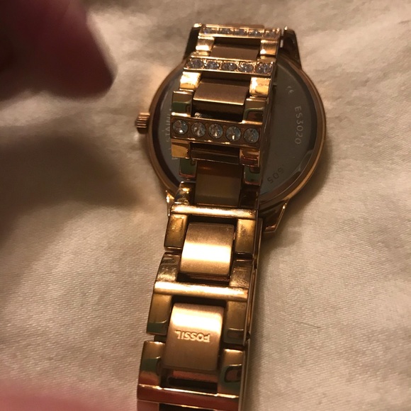 EUC Fossil Rose Gold womens watch - Picture 4 of 4